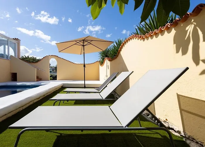 Eden La Paz サウサル