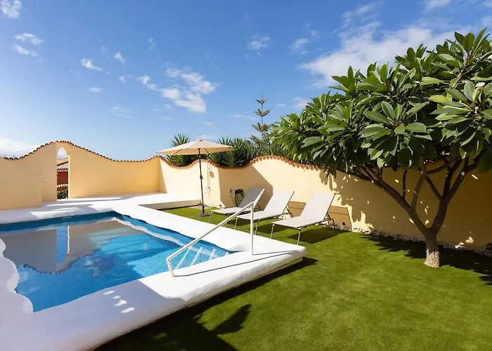 ヴィラ Eden La Paz サウサル