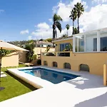 Eden La Paz Villa